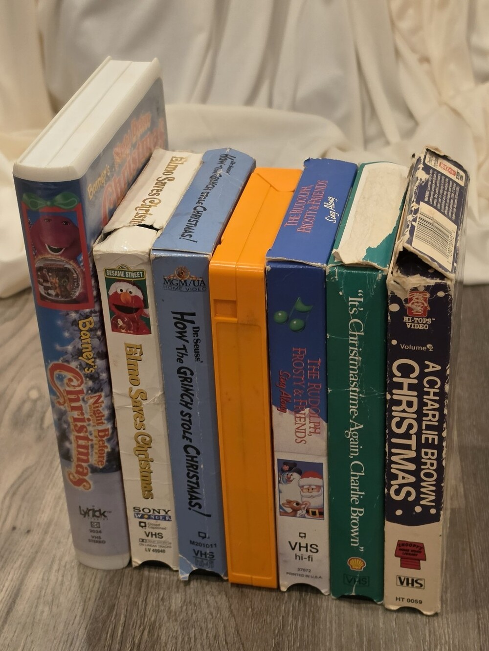 Vintage Kids Christmas VHS Lot of 7 Rugrats Charlie Brown Grinch Barney Elmo